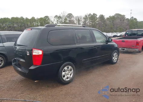2010 Kia Sedona Lx z USA, uszkodzony, nr VIN KNDMG4C38A6349268